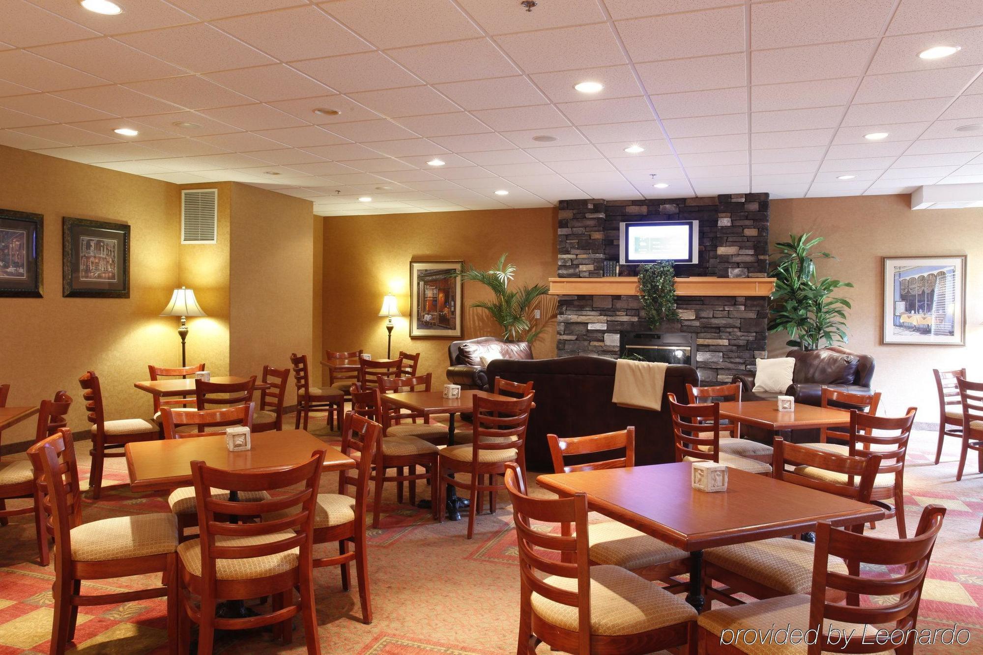 Pomeroy Inn And Suites Chetwynd Dış mekan fotoğraf