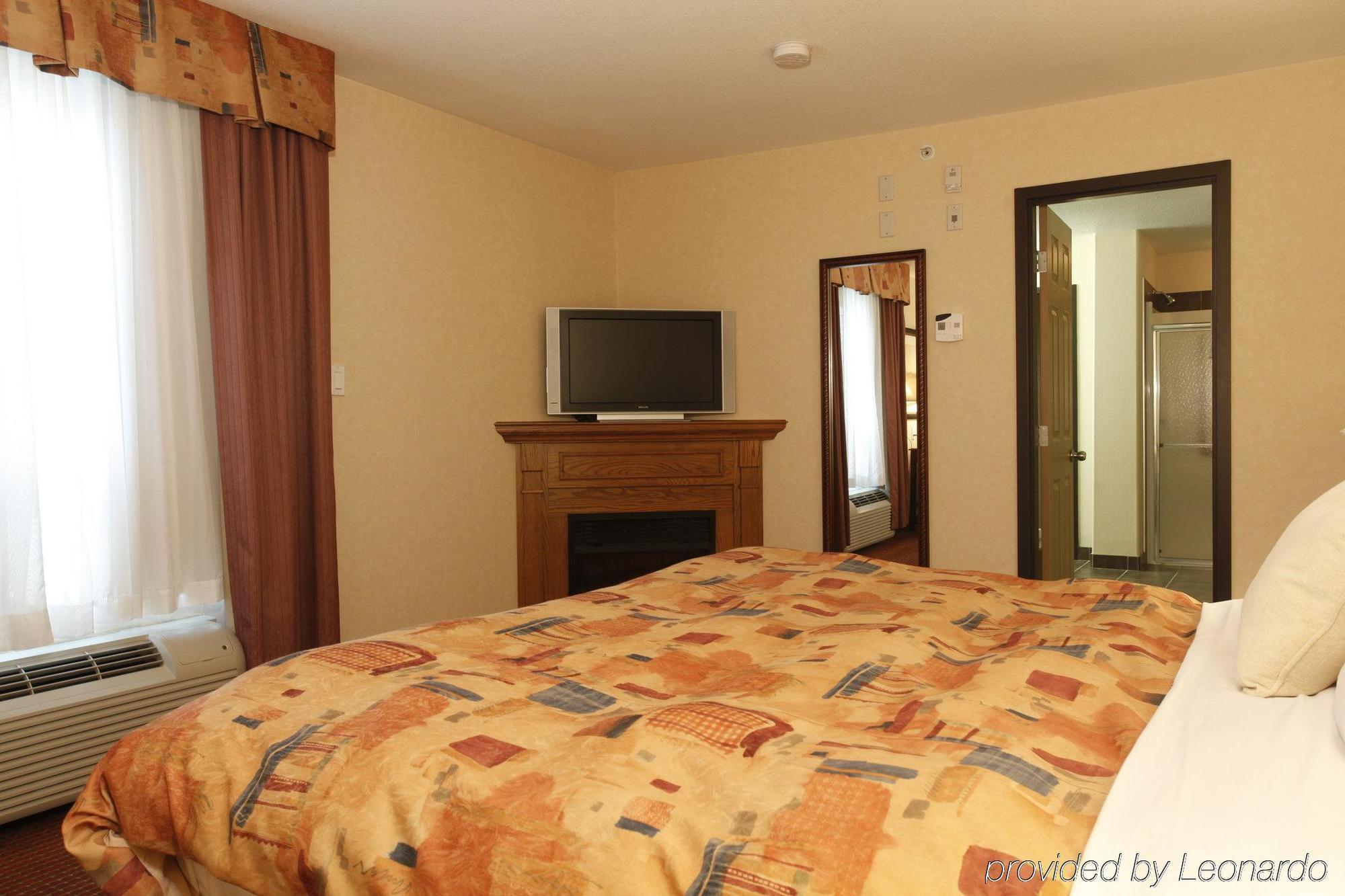 Pomeroy Inn And Suites Chetwynd Dış mekan fotoğraf