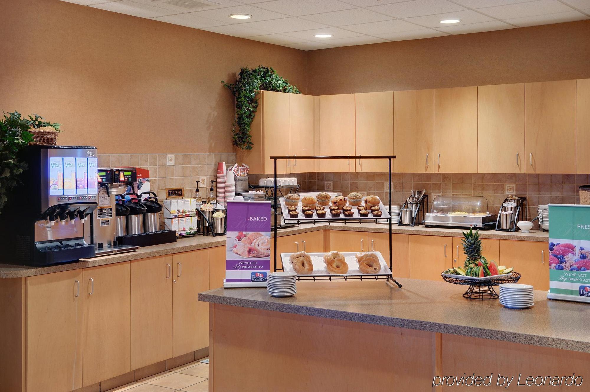 Pomeroy Inn And Suites Chetwynd Dış mekan fotoğraf
