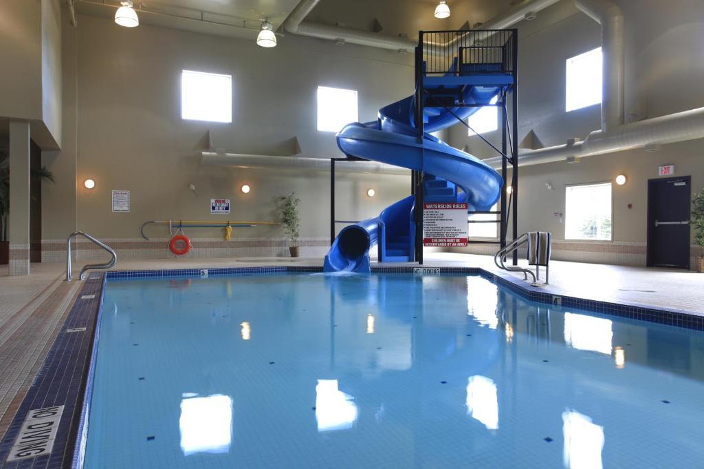 Pomeroy Inn And Suites Chetwynd Dış mekan fotoğraf