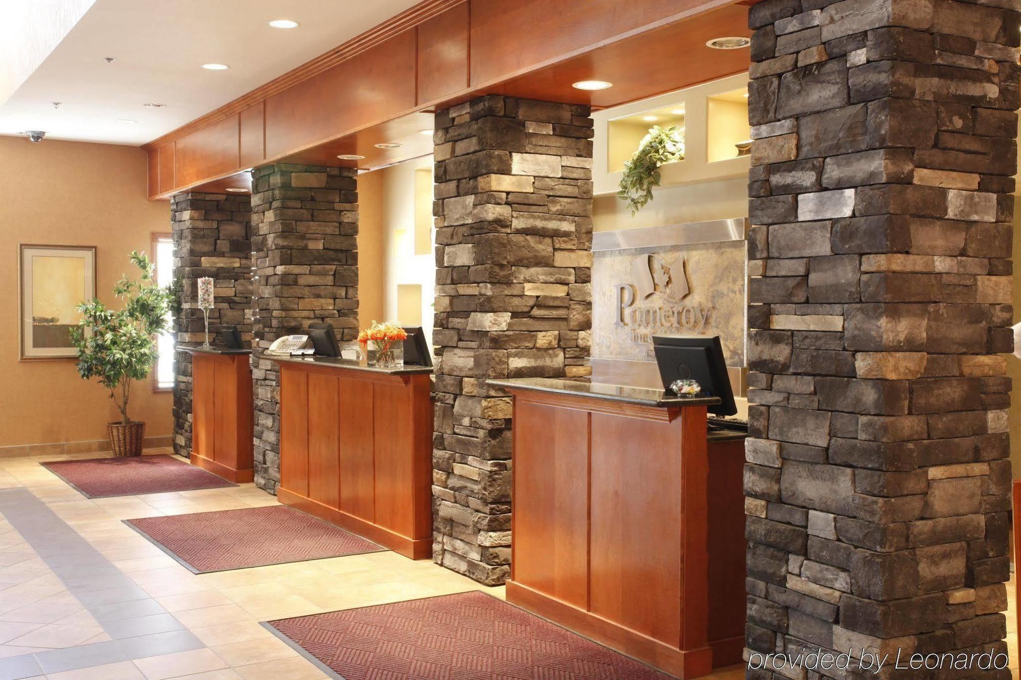 Pomeroy Inn And Suites Chetwynd Dış mekan fotoğraf